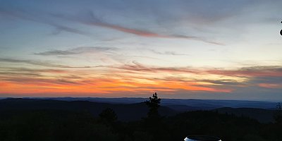Pfälzer Klimagipfel: Wettergeschichten, atemberaubende Aussichten & genussvolle