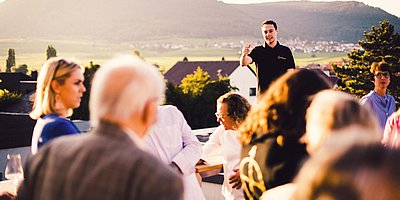 Weingutsführung durch den Holzfasskeller, Weingut Bernhard Koch