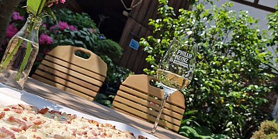 Pop Up Weinbar im Weingut Phillip Heinz