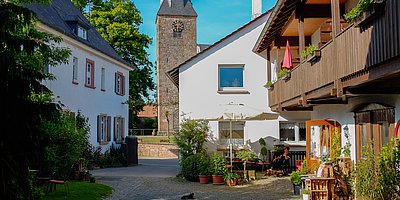 Hoffest & Jahrgangspräsentation im Weingut Richard Rinck